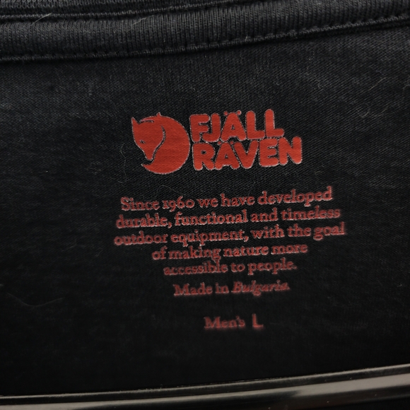Fjallraven Black T-Shirt with Red Logo Pocket - Picture 2 of 5